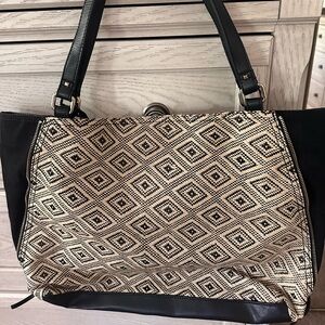 Stella and Dot woven black and cream tote bag